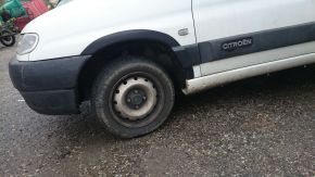 Plastové lemy blatníkov pre Citroën Berlingo (1996-2002), pred faceliftom bez lišty