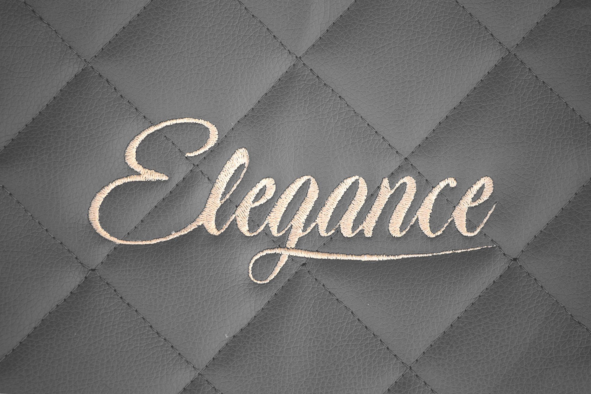 Detail výšivky Elegance: Sivá